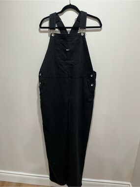 NWT Vans Black Denim Women's Overalls with Front Pocket size large